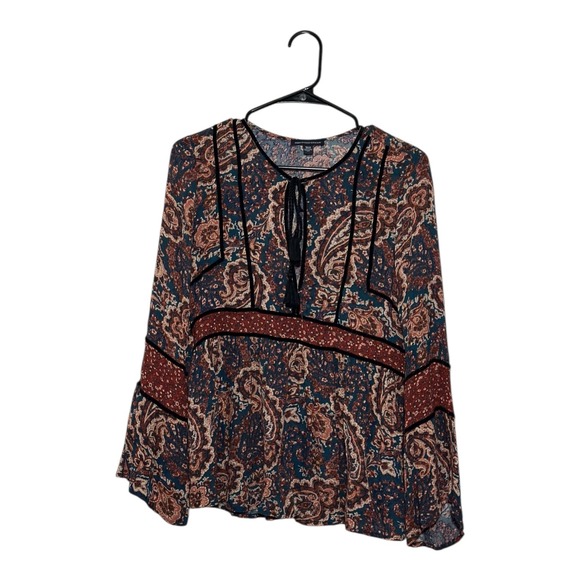 American Eagle Outfitters Tops - American Eagle Outfitters Paisley Print Bell Sleeve Tassel Tie Blouse Size XS